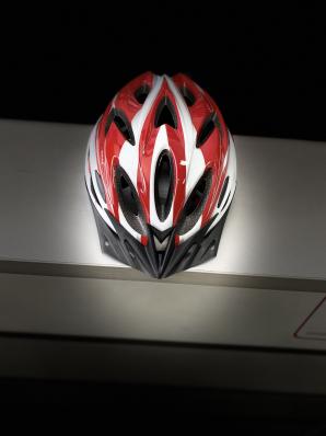 Шлем Sport (White/Red) р.L (58-61) HEL01