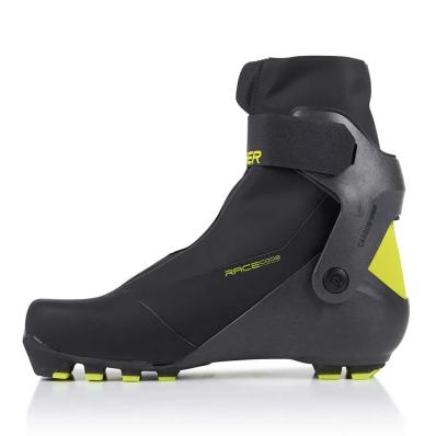 Лыжные ботинки FISCHER CARBONLITE SKATE  S10023 NNN