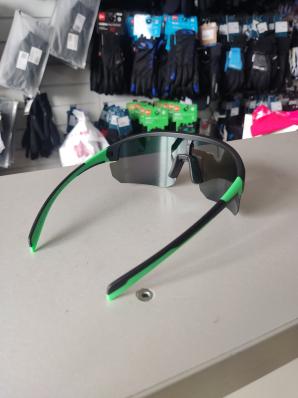 Очки спортивные HIDE LINKS BLACK/GREEN GH24-07